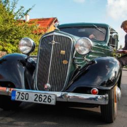 Cheb: Zítra se jede veterán rallye