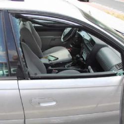 Cheb: Zloděj nešika