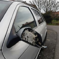 Chebsko: Mladíci poničili vše, co jim cestou domů přišlo pod ruku