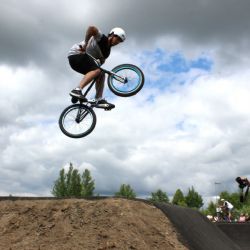 Chodov: Bikeři vyzkoušeli pumptrack