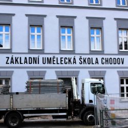 Chodov: Fasáda na ZUŠ je dokončena
