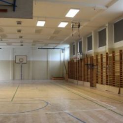 Chodov: Tělocvičnu ZŠ J. A. Komenského čeká oprava