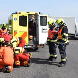 Čichalov: Vážná nehoda zastavila provoz na silnici I/6