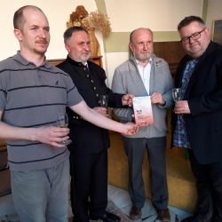 Čistá zmizela, a přesto žije