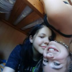 Dívky plánují sebevraždu. Policie žádá o pomoc