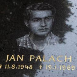 Dnes je tomu 50 let od sebeupálení studenta Jana Palacha