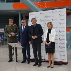 Do Karlovarského kraje se opět po letech vrátí vojáci