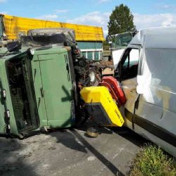 Dolní Žandov, Třebeň: Hasiči včera zasahovali u dvou dopravních nehod