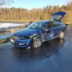 Františkovy Lázně: Dopravní nehoda s lehkým zraněním