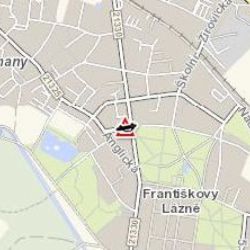 Františkovy Lázně: Osobní vozidlo narazilo do stromu