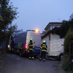 Františkovy Lázně: Výbuch v bytovém domě. Na místo byl přivolán pyrotechnik