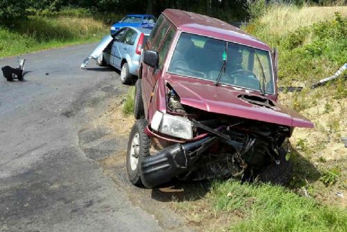 Habartov: Na místo vážné dopravní nehody letěl vrtulník