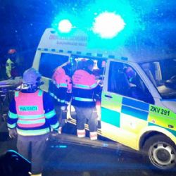 Hazlov: K dnešní ranní nehodě letěl vrtulník