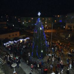 Hranice: Ve městě byl v sobotu rozsvěcen vánoční strom