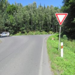 Jenišov, Květnová: Dvě sobotní nehody motocyklistů