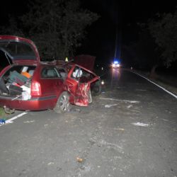 Kaceřov, Hartoušov: Při nehodě utrpěl spolujezdec zranění neslučitelná se životem