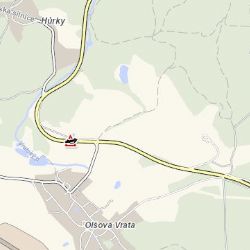 Karlovy Vary: U města došlo k dopravní nehodě s únikem paliva