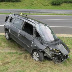 Karlovarsko: Dopravní nehoda na šestce u Kynšperka z pohledu policie