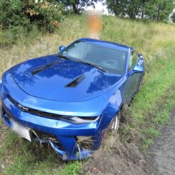 Karlovarsko: Dostal smyk a skončil v příkopu