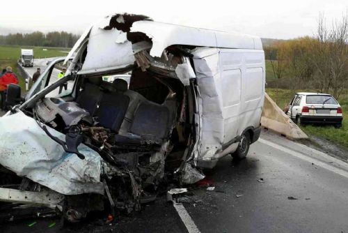 Chebsko: Nehoda na silnici č. 21 si vyžádala jeden lidský život