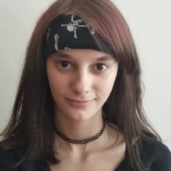 Karlovarsko: Pohřešovaná 16letá dívka