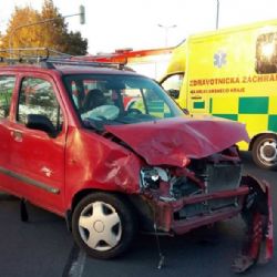 Karlovarsko: U středečních dopravních nehod se zranily čtyři osoby