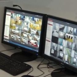 Karlovarský kraj pokračuje v projektu na zabezpečení škol