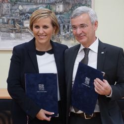 Karlovarský kraj uzavřel bilaterální dohodu s okresem Vogtland o modernizaci železnice 