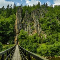 Karlovarský kraj získal pozemek u Svatošských skal