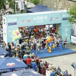 Karlovy Vary: Dosavadní nejlepší časy pokořili v půlmaratonu muži i ženy 
