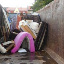 Karlovy Vary: Jarní úklid usnadní obyvatelům města velkoobjemové kontejnery