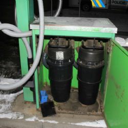 Karlovy Vary: Kradl drobné z mincovníku u stojanů vysavačů