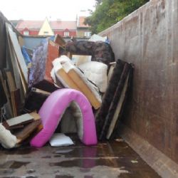 Karlovy Vary: Město zajistí svoz objemného odpadu