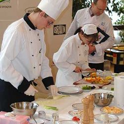 Karlovy Vary: Mladí kuchaři předvedli své dovednosti v Grandhotelu Pupp