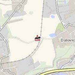 Karlovy Vary: Osobní vozidlo narazilo do stromu