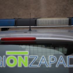 Karlovy Vary: Pod vlivem alkoholu narazila s vozidlem do semaforu