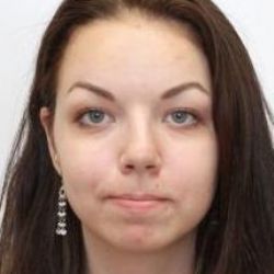 Karlovy Vary: Policie opět pátrá po pohřešované 15leté dívce