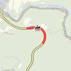 Karlovy Vary: Pozor! Havárie vozidla. Skončilo uprostřed vozovky