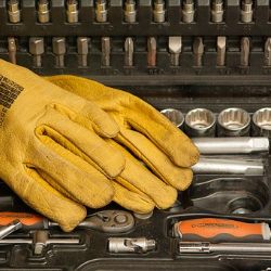 Karlovy Vary: Při krádeži byli chyceni pracovníkem bezpečnostní agentury