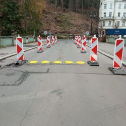 Karlovy Vary: Provoz na Festivalovém mostě je sveden do jednoho pruhu