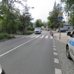 Karlovy Vary: Řidička srazila chodkyni. Z místa nehody ujela