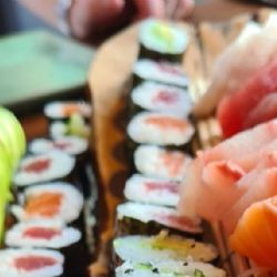 Karlovy Vary: Rybu na talíři a regionální potraviny nabídnou páteční farmářské trhy