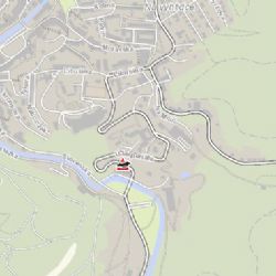 Karlovy Vary: Střet autobusu a osobního vozidla