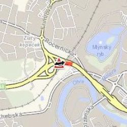 Karlovy Vary: Střet nákladního vozidla s osobním