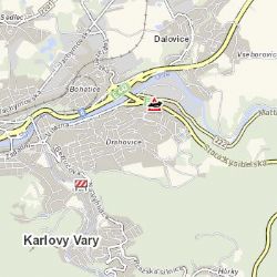 Karlovy Vary: Střet nákladního vozidla s osobním