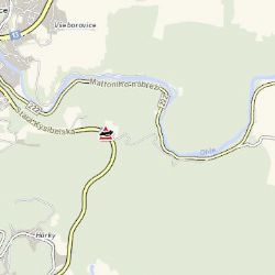 Karlovy Vary: U města došlo ke střetu tří vozidel