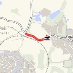 Karlovy Vary: U města havarovalo vozidlo