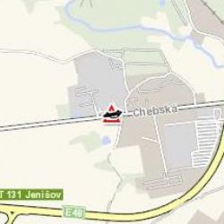 Karlovy Vary: V Chebské ulici došlo ke střetu dvou vozidel