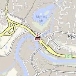 Karlovy Vary: V Dolní Kamenné došlo ke střetu dvou vozidel