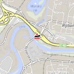 Karlovy Vary: V Plzeňské ulici došlo k dopravní nehodě se zraněním